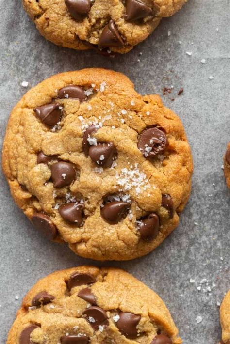 3 ingredient chocolate chip cookie.